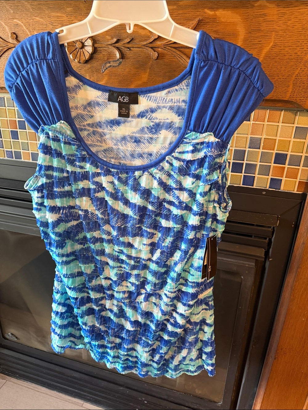 AGB Blue & Aqua Wave-Print Scoop Neck Tank